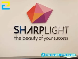 Background quầy lễ tân logo nổi gắn tường