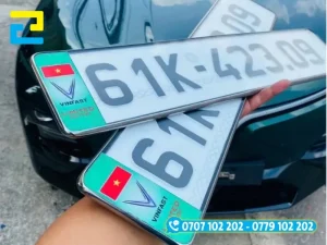 Mẫu in biển số dán xe in logo xe