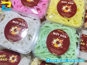 In tem nhãn mứt dừa non để gáy ấn tượng với khách hàng