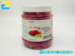 In tem nhãn mứt gừng chất liệu decal nhựa sữa cán màng, khả năng chống ẩm tốt
