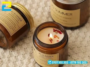 In các thông tin về thương hiệu, màu hương, khối lượng nến