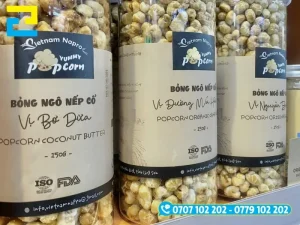 In tem nhãn ngô nếp sấy giòn trên giấy