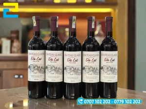 Tem nhãn rượu in trên giấy nghệ thuật có màu ngà tạo cảm giác truyền thống