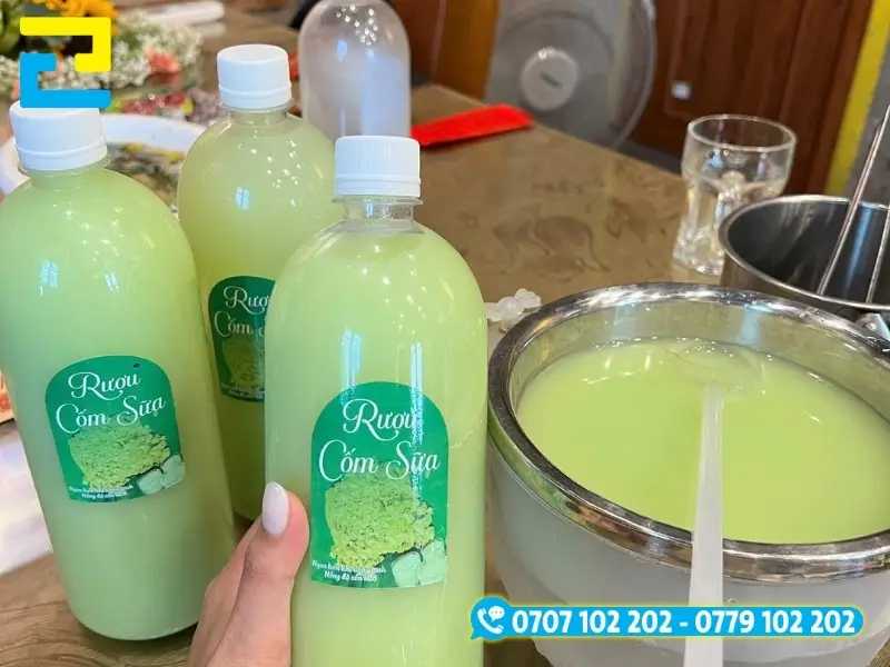 Kích thước in tem nhãn rượu cốm phụ thuộc vào dung tích chai