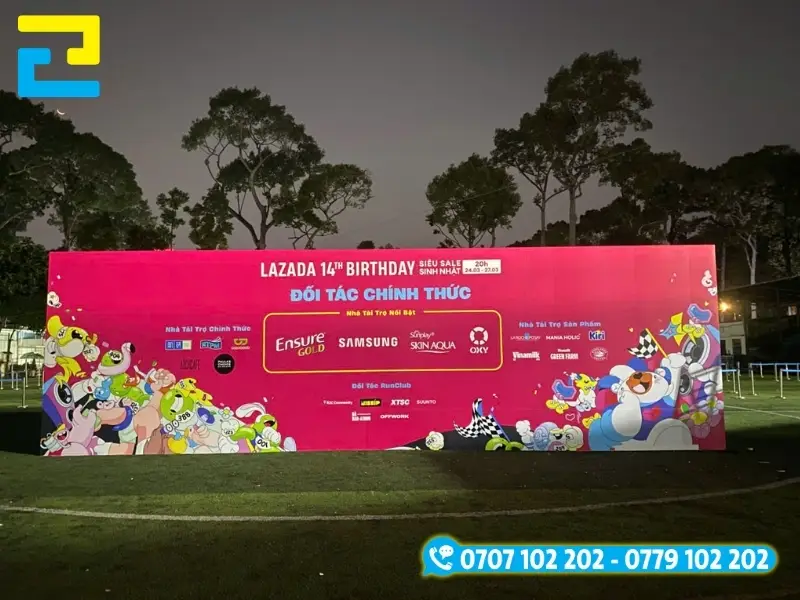 Backdrop công ty teambuilding trên formex in sắc nét