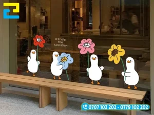 In ảnh decal là kỹ thuật in ảnh lên nhãn tự dính có thể dán lên các bề mặt đa dạng chất liệu