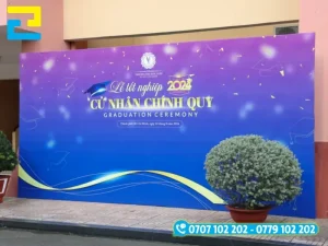 Backdrop lễ tốt nghiệp bằng fomex để làm phông chụp ảnh