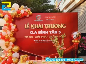 Quý khách có thể đặt in backdrop khai trương thông qua số Hotline: 0779.102.202 hoặc Mail: inanquangcao2h@gmail.com