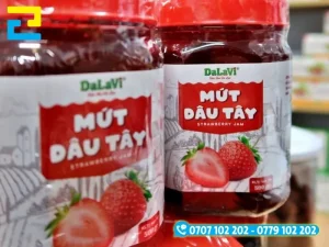In tem nhãn die cut hình trái dâu tây trên tem nhãn mứt dâu tây