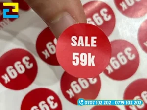 Decal nhựa in tem sale có thể dùng để bảo quản lạnh, không bong tróc
