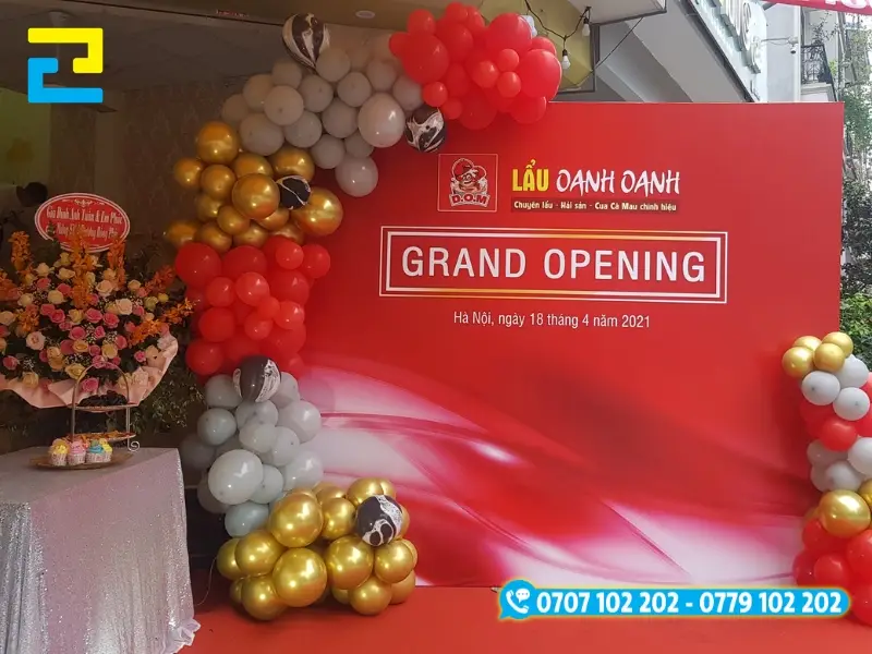 Backdrop lễ khai trương kết hợp bong bóng trang trí