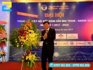 Độ Dày In Background Bất Động Sản Tốt Nhất Là từ 0.3mm đến 0.5mm