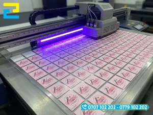 Công nghệ mực UV in decal bế quận 6 mang lại màu sắc sắc nét và độ bền cao cho các sản phẩm