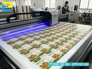 Xưởng In Ấn 2H vận hành trực tiếp hệ thống máy móc để sản xuất và cung cấp các đơn hàng in decal Hà Nội không qua trung gian