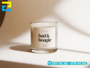 Sử dụng decal sữa in logo trên lọ nến thơm cổ điển và tạo điểm nhấn sang trọng cho sản phẩm