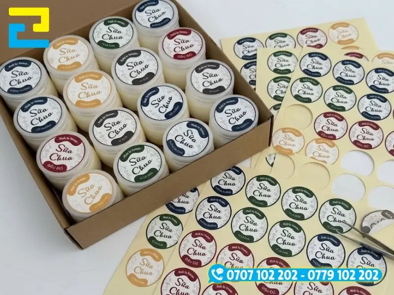 Báo giá in tem nhãn phụ thuộc vào chất liệu decal, số lượng in, kích thước, công nghệ và gia công sau in