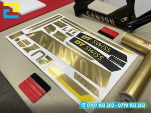 Các mẫu tem xe dạng rời, tem trong suốt và tem phủ toàn thân thực tế
