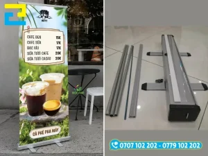 Cấu tạo thực tế của một bộ standee cuốn bao gồm hộp đế lò xo, thanh chống bọc túi đựng chuyên dụng