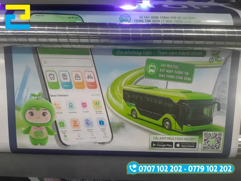 Chất liệu decal trắng sữa dùng để dán thang cuốn
