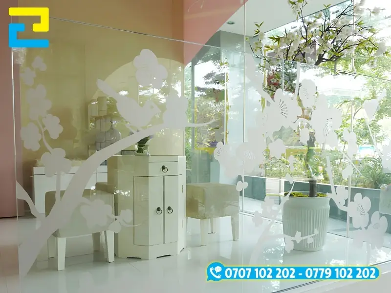 Dù bạn đặt in decal trong dán kính số lượng ít hay nhiều thì đội ngũ nhân viên chúng tôi đều hỗ trợ hết mình
