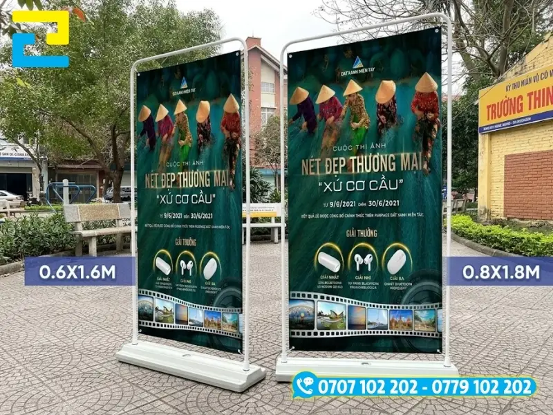 Kích thước in standee phổ biến chuẩn gồm 60x160cm, 80x180cm và 80x200cm