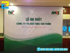 Mẫu 3: Phông nền được thiết kế theo phong cách tối giản, được thiết kế đầy đủ những thông tin như: Logo của đơn vị, thông điệp ra mắt sản phẩm,…