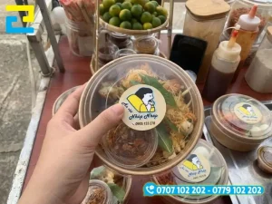 Mẫu in tem bánh tráng trộn chất liệu decal nhựa sữa sắc nét, bám chắc trên bề mặt bao bì