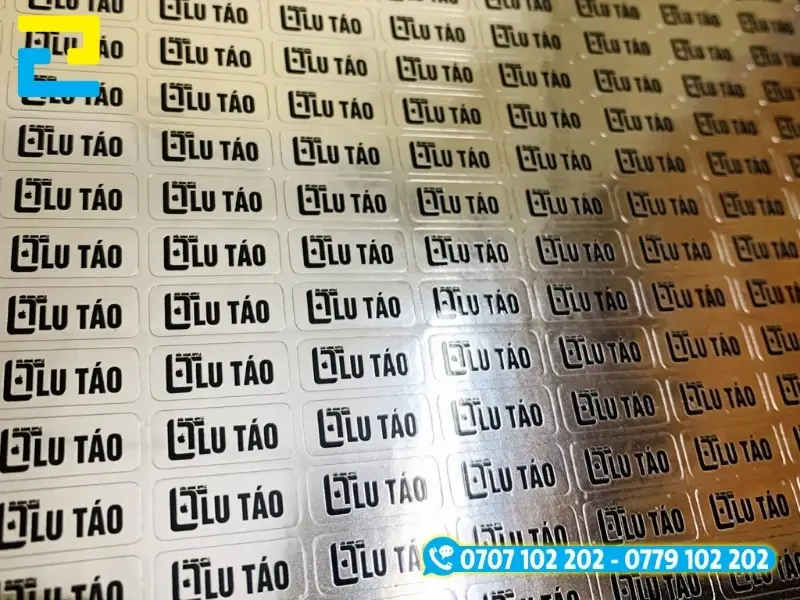 Bề mặt chất liệu in tem bảo hành decal xi bạc
