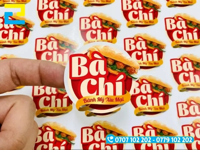 Thông tin bắt buộc nào cần in trên tem nhãn bánh mì gồm logo, tên sản phẩm, thành phần và hạn sử dụng