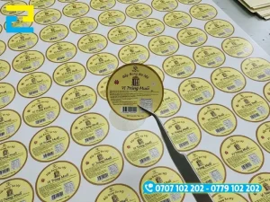 Mẫu bề mặt chất liệu decal sữa và decal nhựa PP chống thấm nước dùng dán thực phẩm