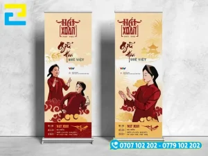 Bề mặt bản in chất liệu PP mỏng dẻo và bạt hiflex căng phẳng trên khung