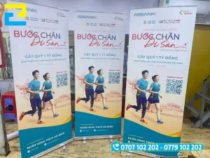 Standee đứng sử dụng cho sự kiện khai trương, hội chợ triển lãm và khu vực bán hàng