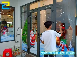 In ấn và thiết kế decal trang trí noel - In Ấn Quảng Cáo 2H