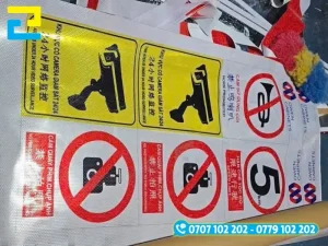In decal phản quang làm biển cảnh báo nổi bật