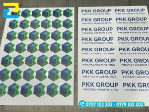 Sticker in logo, tên thương hiệu, thông tin sản phẩm có thể được sử dụng như tem nhãn dán