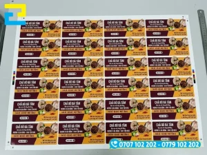 Xưởng in tem nhãn In Ấn 2H hỗ trợ in ấn, bế hình và giao tem chả bò tận nơi tại TP.HCM