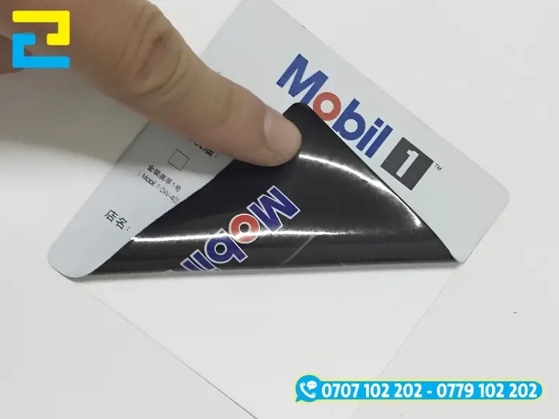 Mực in decal có độ bền đẹp và không gây hại đến sức khỏe của người sử dụng chúng
