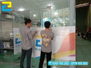 Quy trình đặt dịch vụ in decal tại Công Ty In Ấn 2H rất đơn giản, cung cấp nhiều dịch vụ hỗ trợ khách hàng.