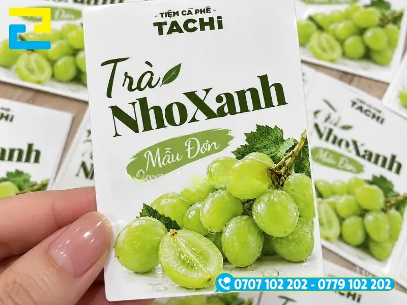 Mẫu tem decal decal dán chai nhựa chân thực, chuyên nghiệp