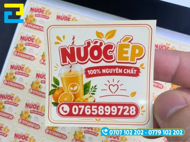 Thiết kế decal dán ly nhựa, chai nhựa nước ép