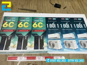 In PP sắc nét, bề mặt láng mịn, thích hợp dán trang trí tại các kệ hàng, siêu thị
