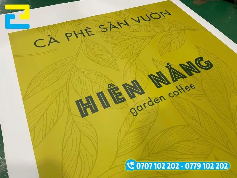 Poster quán cafe trên chất liệu PP sắc nét, bề mặt cán màng bảo vệ