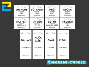 Các chất liệu in tem nhãn gia vị gồm decal nhựa PVC sữa, decal trong suốt, decal xi bạc và decal 3M