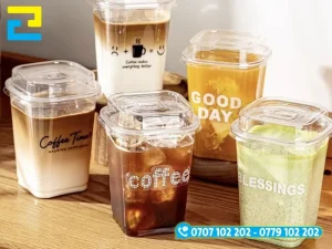 Việc in decal dán lên ly sẽ tiết kiệm chi phí hơn so với in trực tiếp lên ly
