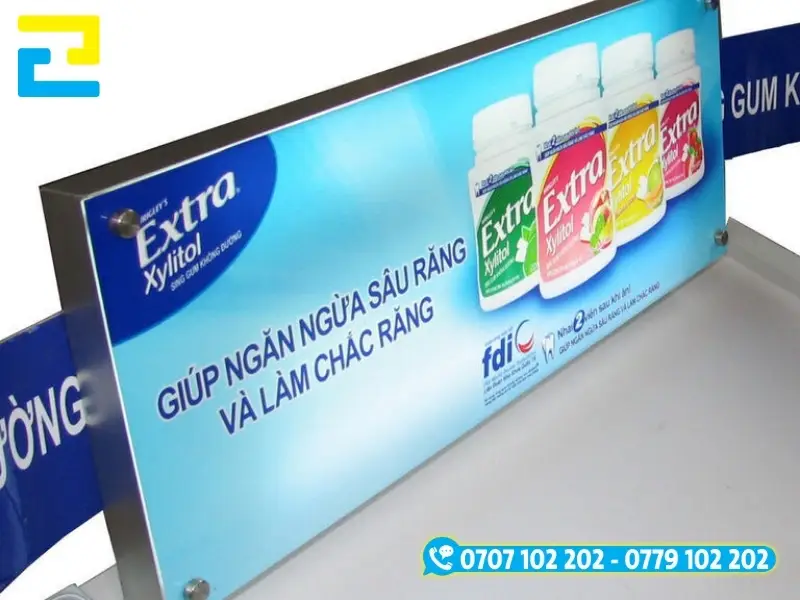 Bạt không gân in UV làm hộp đèn quảng cáo sản phẩm kẹo Extra Xylitol