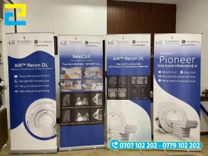 Standee sự kiện giúp nhận diện chương trình, thương hiệu dễ dàng